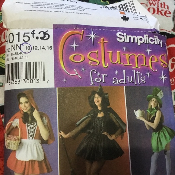 Simplicity 4015- pattern is cut size 10-all pieces there- Halloween, skating - Picture 6 of 7